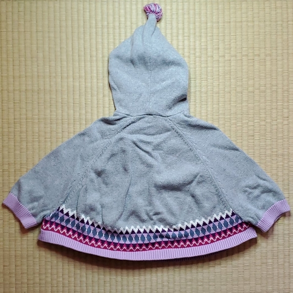 Gymboree Sweater-Knit Winter Poncho w/ PomPom Hood - Picture 4 of 4